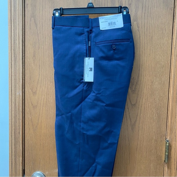 Michael Strahan Dress Pants 32 W x 29 L - Item #57 - Picture 1 of 4
